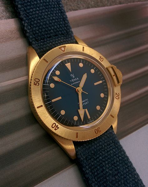 Yema Watch, Field Watches, Timex Watches, Latest Watches, Mens Style, Dive Watches, Men's Jewelry, Gorgeous Design, Luxury Watches