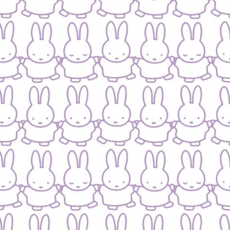 Ipad Wallpaper Pastel Purple, Purple Miffy Wallpaper, Ios Purple Icons, Purple Iphone Homescreen, Ipad Homescreen Ideas Purple, Purple Layout, Iphone Homescreen Ideas, Ipad Decor, Ipad Setup