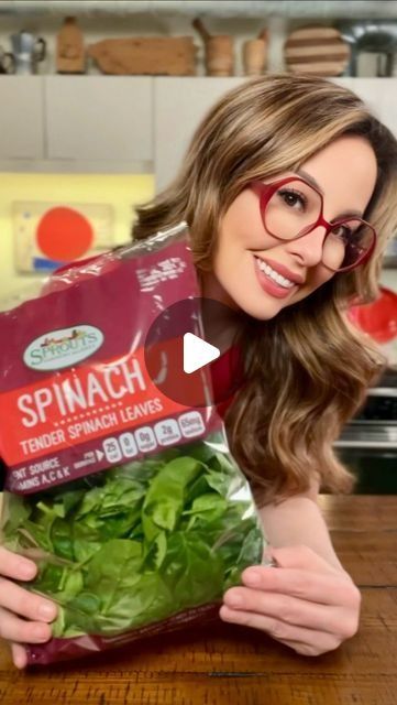 3,215 likes, 82 comments - themonticarlo on April 8, 2024: "Save the spinach! 🍃 Please make sure it's clean before you microwave it. And no you don't have to steam it, but it saves a ton of spac...". spinach, microwave, wilted, yellow, brown Food Garden, Kitchen Hacks, Make Sure, Spinach, Steam, Yellow