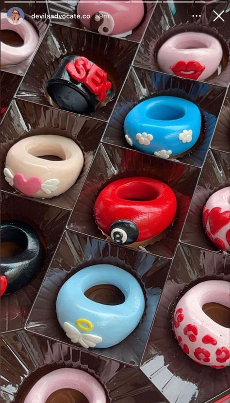 chunky ring acrylic rings Cute Chunky Rings, Clay Ring Ideas, Polymer Clay Rings Diy, Chunky Rings Aesthetic, Chunky Clay Rings, Polymer Rings, Polymer Ring, Polymer Clay Rings, Fimo Ring