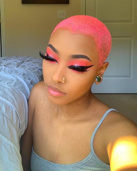 Dyed Shaved Hair Black Women, Shaved Hair Black Women, Shaved Natural Hair, Buzzed Hair Women, Short Dyed Hair, Short Hair Designs, Short Shaved Hairstyles, Best Hair Color, Shaved Hair Designs