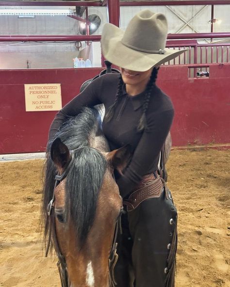 Cute Horse Riding Outfits, Horse Riding Clothes, Keep Learning, Trying New Things, Bella Hadid Outfits, Cowgirl Aesthetic, Stop Trying, Baby Cowboy, Aesthetic Women