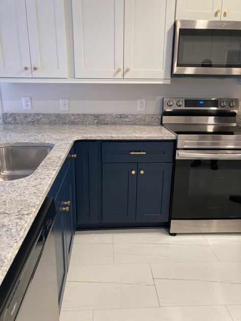 Navy Blue Lower Cabinets White Upper, Blue Lower Cabinets White Upper, 2 Toned Kitchen Cabinets, Grey Granite Countertops, Navy Cabinets, Gray Counter, Beige Cabinets, Barn Apartment, Blue Cabinets