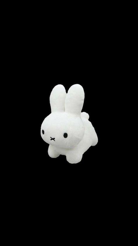 Y2k Bunny Wallpaper, Black And White Bunny Wallpaper, New Jeans Rabbit Wallpaper, Black Miffy Wallpaper, Miffy Black And White Wallpaper, New Jeans Wallpaper Black, Black Sanrio Wallpaper, Monochrome Aesthetic Black White, White Bunny Wallpaper