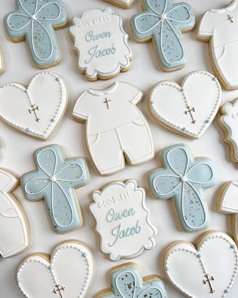 Leah Durso on Instagram: "🤍 God Bless Owen Jacob 🤍" Baptism Cookies Boy, Boy Baptism Cookies, Boy Baptism Ideas, Baby Boy Sugar Cookies, Baptism Sugar Cookies, Boy Baptism Decorations, Baptism Decorations Boy, Vintage Oven, Baptism Cookies