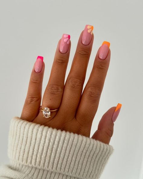 Square Bright Nails, Summer Acrylic, Trendy Summer Nails Square, Navy And Coral, Pink Nails With Orange Flowers, Flower Nail Designs Orange, Square Nail Designs Summer, Pink And Orange Flower Nails, Pink And Orange Floral Nails