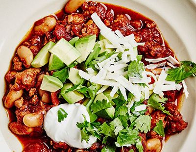 Joe's Meat & Seafood Chorizo Chili - Chicken Surprise, Chorizo Chili Recipe, Turkey Chorizo, Chorizo Chicken, Chorizo Chili, How To Cook Chorizo, Chicken Chorizo, Chorizo Recipes, Spicy Sausage