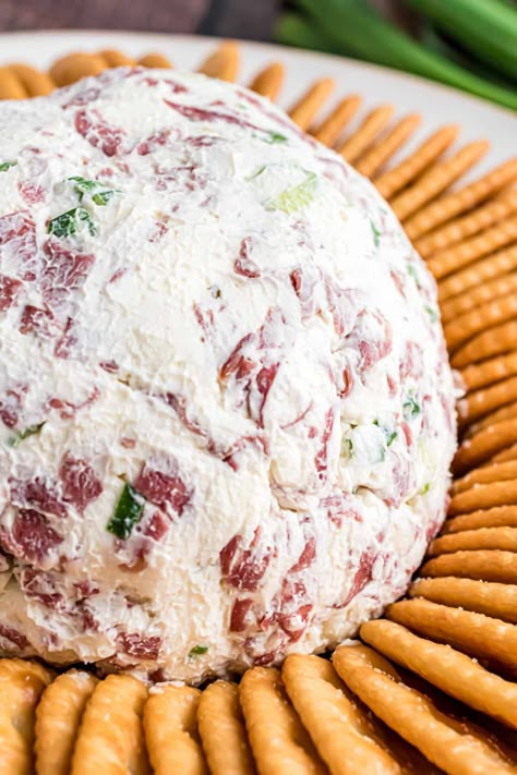 Chipped Beef Cheese Ball Recipe - Shugary Sweets Dried Beef Cheeseball Recipes, Chip Beef Cheeseball, Chipped Beef Cheese Ball, Cream Chipped Beef Recipe, Beef Cheese Ball, Dried Beef Recipes, Chipped Beef Dip, Cream Cheese Balls Recipe, Cheese Ball Recipes Easy