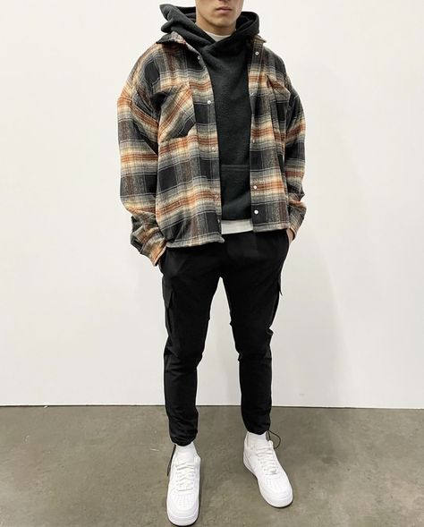 Flannel Sweatshirt Outfit Men, Flannels Mens Outfit, Flannel Over Sweatshirt Men, Flannel And Sweatshirt Outfit Guys, Flannel Outfits Men Winter, Outfits For Winter Men, Boys Flannel Outfit, Plaid Jacket Outfit Men, Flannel With Hoodie Outfit