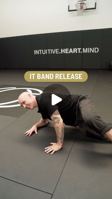 Corrective Culture on Instagram: "IT Band Release There is a lot of debate about whether you can lengthen the IT band. However, you can hydrate the fascia it is encased in as well as releasing and stretching the TFL and glute complex. Start with the deep tissue releases and move into the stretching. Train your posture into your movement. Remember if it looks ugly - it is ugly. Much love." Fascia Release Stretching, Tensor Fasciae Latae Stretches, Dynamic Stretches Warmup, Dynamic Stretching Warmup, It Band, Deep Tissue, The Deep, Stretching, Train