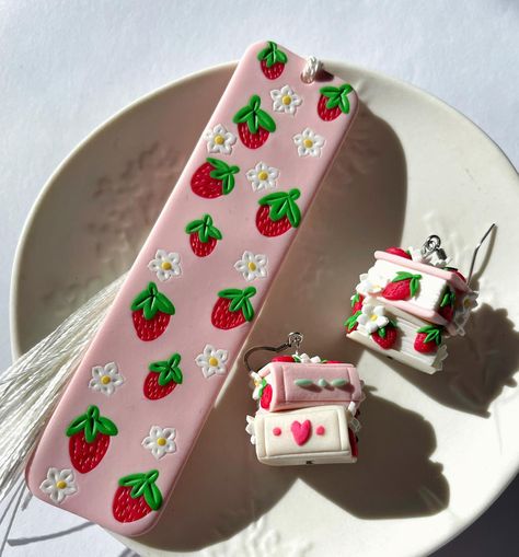 I’ve spent my day making strawberry bookmarks 🍓📚 The classic one has been the most popular item in this drop so far! Which is your favourite? Strawberry Polymer Clay Earrings, Cute Bookmarks Diy, Clay Tray, Ceramica Ideas, Kawaii Clay, Fimo Art, Clay Inspo, Easy Photography Ideas, Princess Fashion