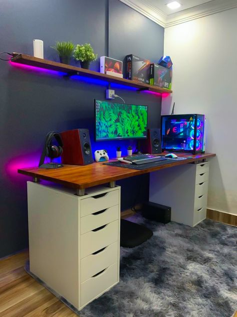 Setup Gamer Simples, Alex Drawer Desk, Alex Desk, Bedroom Ideas For Small Rooms Cozy, Gaming Rooms, Alex Drawer, Drawer Desk, House Balcony Design, Gamer Room Decor