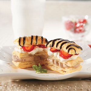 Neapolitan Napoleons - Puff Pastry Napoleons Recipe, Puff Pastry Recipe, Pepperidge Farm Puff Pastry, Cannoli Cream, Pastry Recipe, Pepperidge Farm, Desserts Menu, Flaky Pastry, Puff Pastry Recipes