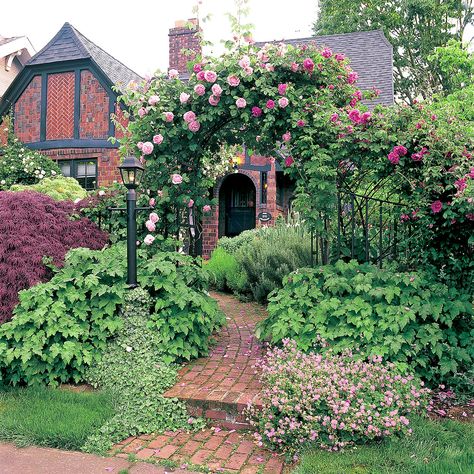 Cottage Front Yard, Tudor Homes, Tudor Cottage, Brick Walkway, Tudor Home, English Cottages, Tudor Style Homes, English Tudor, English Gardens