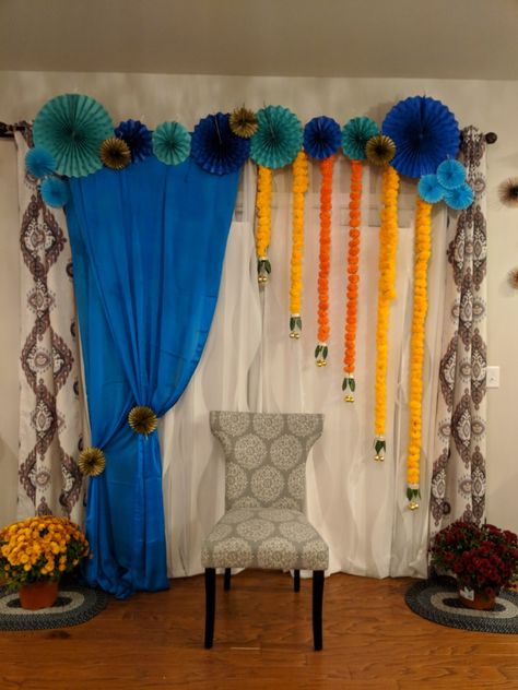 Shreemant Decoration, Baby Shower Decoration Ideas Indian, Baby Shower Decorations Indian At Home, Decoration For Baby Shower Indian, Traditional Baby Shower Decorations, Traditional Baby Shower Indian, Baby Shower Decorations Krishna Theme, Traditional Indian Baby Shower Decorations, Seemantham Decoration