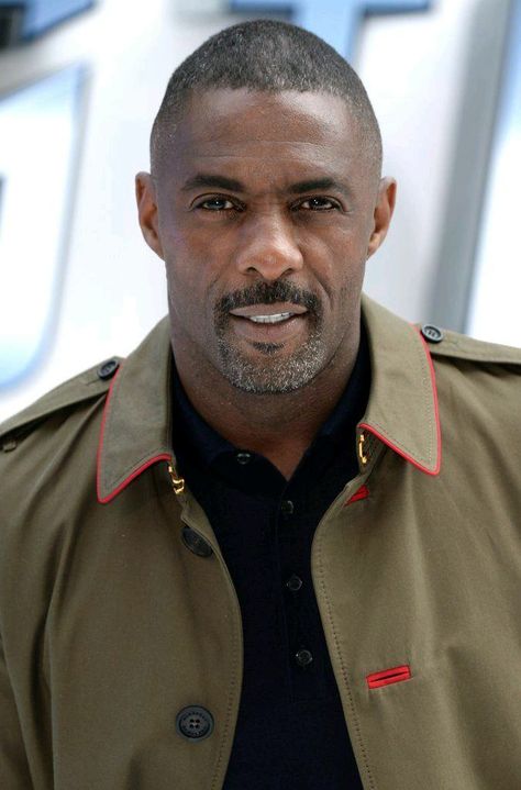 Black Celebrities with Beards Idris Alba, Goatee Styles, Idris Elba, Black Actors, Male Celebrities, Black Celebrities, Actrices Hollywood, Nelson Mandela, Outfit Trends