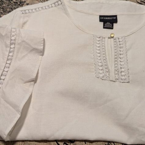 White Liz Claiborne Blouse White Blouse, Liz Claiborne, Jewelry Watches, Plus Fashion, Outfit Inspo, Jeans Shoes, Fashion Tips, Closet, Styling Tips