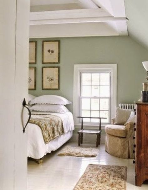 Benjamin Moore's 2015 Color of the Year (and Color Trends!) Guilford Green, Light Green Bedrooms, Green And White Bedroom, Sage Bedroom, Cottage Bedrooms, Green Bedroom Walls, Green Bedroom Design, Writing Room, Wall Colours