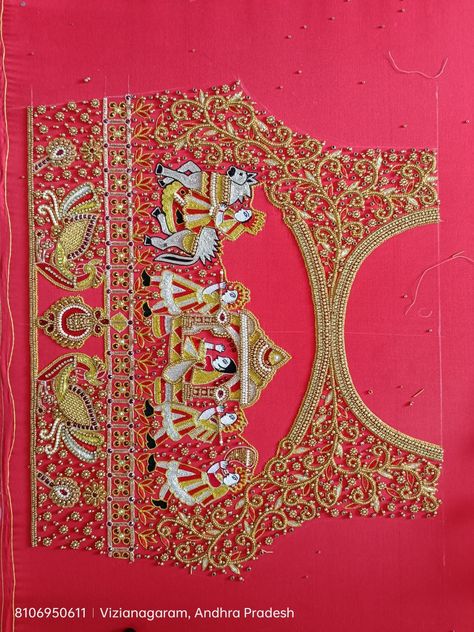 Doli Blouse Work, Palanquin Design, Marriage Blouses, Ghagra Design, Magam Works, Floral Work Blouse, Aari Blouses, Maggam Designs, Mirror Pose