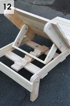 Diy End Tables, Wooden Pallet Projects, Diy Furniture Easy, Diy Sofa, Tables Diy, Pallet Furniture Outdoor, Funky Painted Furniture, Repurposed Furniture Diy, Diy Wood Projects Furniture