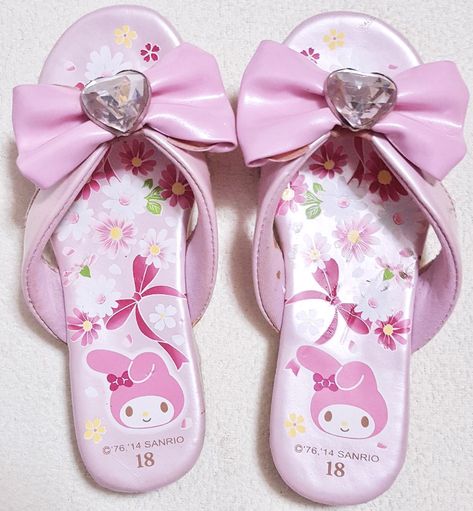 Gyaru Sandals, Kawaii Sandals, Kawaii Wardrobe, Dolly Fashion, Fairy Shoes, Charmmy Kitty, Summer Goth, Dr Shoes, Kawaii Shoes