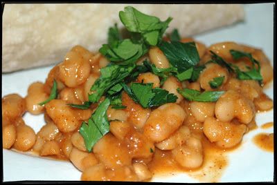 Mexican Beans Recipe, Mexican Cookbook, White Bean Recipes, Fried Beans, Cooking Dried Beans, Bean Tacos, Northern Beans, Great Northern Beans, Canned Beans