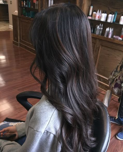 Dimension On Black Hair, Black Hair Natural Balayage, Ombré Black Hair, Glossy Dark Brown Hair, Partial Foil Highlights Brunette Dark Brown, Black Hair With Dimension Straight, Almost Black Brown Hair, Black Hair With Deminsion, Dark Brown Hair Babylights