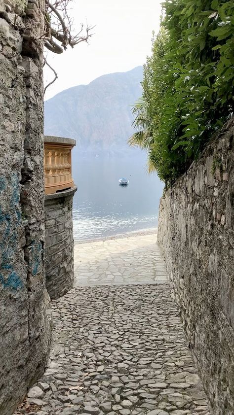 Beautiful View Wallpaper, Italy Video, Lakecomo Italy, Travel Tuscany, Italy Life, Italy Nature, Scenery Beautiful, Summer In Italy, Comer See