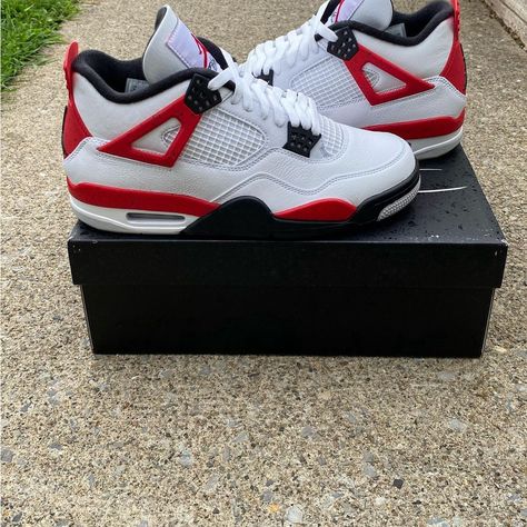 Air Jordan 4 Retro "Fire Red" New Comes With Box Air Jordan Retro 4 Red, Jordan 4 Retro Fire Red, Fire Shoes, Jordan 4 Red, Gang Signs, Pretty Sneakers, Jordan 4s, Trendy Shoes Sneakers, Pretty Shoes Sneakers