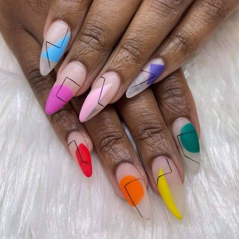 Geometric Nails, Fingernails Painted, Long Nail Art, Nail Design Inspiration, Geometric Nail, Almond Acrylic Nails, Fabulous Nails, Pretty Acrylic Nails, Creative Nails