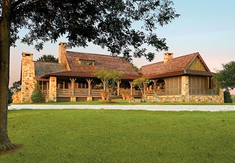 Ranch House Remodel Exterior Cabin, Ranch House Remodel, Southern Farmhouse, Rustic Modern Farmhouse, Ranch Exterior, Rustic Exterior, Country Retreat, Modern Farmhouse Exterior, Traditional Exterior