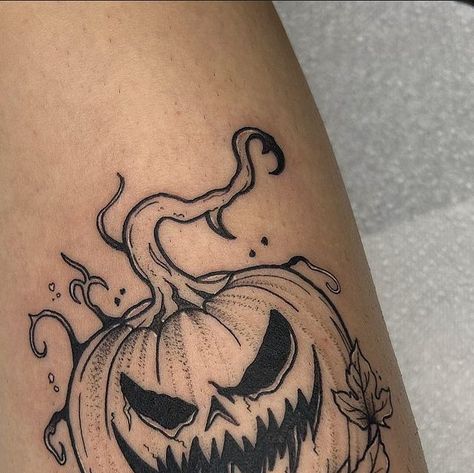 Halloween Pumpkin Tattoo, Pumpkin Witch Tattoo, Pumpkin Tattoos For Women, Scary Pumpkin Tattoo, Halloween Pumpkin Tattoo Design, Halloween Tattoos Pumpkin, Halloween Linework Tattoo, Pumpkin Tattoo, Dot Work Tattoo