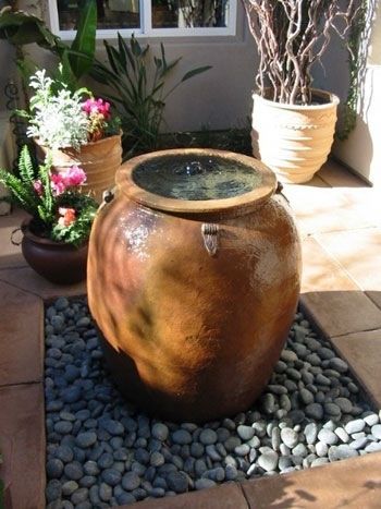 Pot Fountain, Ceramic Fountain, Fountain Ideas, Diy Water Feature, Fountain Garden, Arizona Landscape, Planting Pot, Fountain Design, Small Fountains