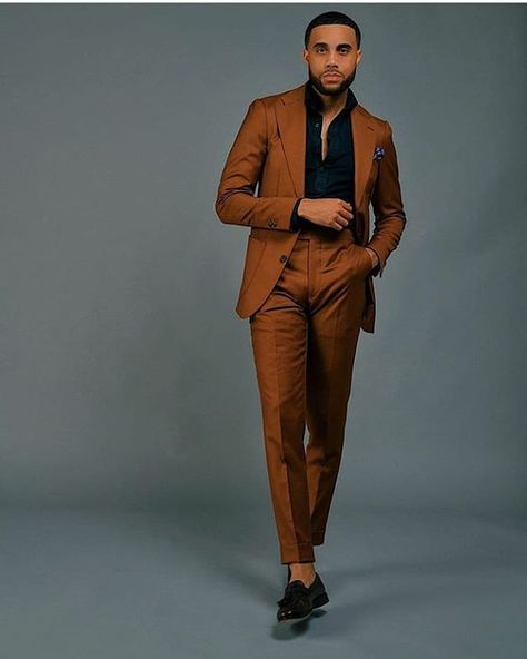 Real Black Menswear on Instagram: “@ericaustinh this speaks for itself. #realblackmenswear” Copper Suit, Mens Beach Wedding Suits, Mens Suits Green, Black Menswear, Vintage Suit Men, Groomsmen Outfits, Formal Fashion, Slim Suit, Designer Suits For Men