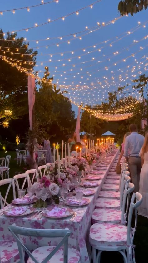 Prom Picnic Ideas, Pink Aesthetic Sweet 16, Tea Party Wedding Aesthetic, Barbie Wedding Aesthetic, Sweet 16 Themes Pink, Barbie Dinner Party, Garden Party Sweet 16, Tea Party Sweet 16, Tea Party Aesthetic Outfit