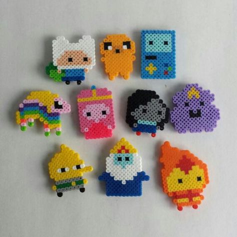 Minecraft Slime, Perler Beads Ideas, Hama Art, Melt Beads Patterns, Having Friends, Hamma Beads Ideas, Easy Perler Bead Patterns, Melty Bead Patterns, Pearl Beads Pattern