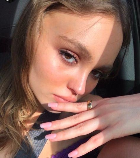 Lily Depp, Lily Rose Depp Style, Love Lily, Lily Rose Depp, Lily Rose, About Hair, Makeup Inspo, Maquillaje De Ojos, Harry Styles