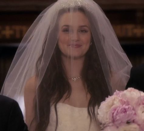 Leighton Meester Wedding, Blair Waldorf Wedding, Gossip Girl Wedding, Blair And Dan, Chucks Wedding, Gossip Girl Serena, Blair Waldorf Aesthetic, Blair Waldorf Outfits, Blair Waldorf Gossip Girl