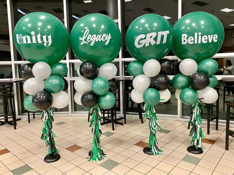 Sports Banquet Balloon Arch, Bleacher Decorations, Softball Balloons, Soccer Banquet Ideas, Sports Banquet Decorations, Volleyball Banquet, Athletic Banquet, Soccer Banquet, Basketball Senior Night