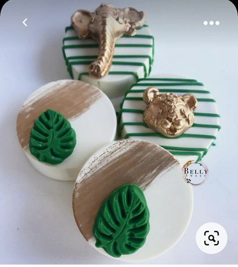 Safari Theme Birthday Party, Safari Baby Shower Boy, Baby Shower Chocolate, Lion King Baby Shower, Lion King Birthday, Jungle Theme Birthday, Jungle Birthday Party, Safari Theme Birthday, Baby Birthday Themes