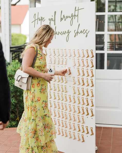 The Spenglers had a dreamy pastel wedding, complete with fun details like their cowboy boot bottle opener seating chart! Swipe to see 🤠 •⁠ •⁠ Wed Society | Austin FEATURED vendors:⁠ Coordination @biancanichole_andco⁠ Hair + Make up @lunabeauty_bridal⁠ Rentals: @premiereeventstx⁠ Venue: @woodbinemansion •⁠ •⁠ // Photo:⁠ @carhartphotography⁠ •⁠ •⁠ Other Vendors:⁠ @woodbinemansion @truthandblooms @siennastringquartet @moontowerentertainment @austincatering⁠ @ilios_productions @uniquedesignandev... Photo Seating Chart Wedding, Boot Bottle Opener, Creative Seating, Wedding Bottle Opener, Pastel Wedding, Local Wedding, Seating Chart Wedding, Wedding Seating, Fun Challenges