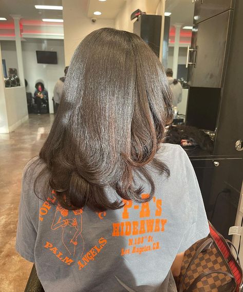 Kurls By Keray on Instagram: “Classic bumped ends, issa thing 😍 . Book your healthy hair needs with me🌳 . . Visit KurlsByKeray.com for all list of services when…” Bumped Ends, Healthy Hair, Hair, On Instagram, Instagram