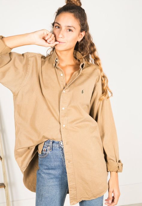 Oxford Shirt Women Outfit, Oversized Oxford Shirt, Shirt Women Outfit, Button Up Shirt Outfit, Oxford Shirt Women, Button Down Outfit, Oversized Shirt Outfit, Women Outfit, Mens Button Up