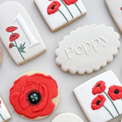 Casey Wilson Puetz on Instagram: "Happy birthday Poppy! Fun fact: Poppy was one of the names on my list for a baby girl. Loved working on this poppy themed birthday set. • • • #sugarcookie #sugarcookies #royalicing #cookiesofinstagram #royalicingcookies #customcookies #sugarcookiesofinstagram #cookiedecorating #decoratedcookies #cookieart #decoratedsugarcookies #sugarcookiedecorating #cookier #cookiedecorator #cookieartist #instacookies #sugarcookieart #birthdaycookies #icingcookies #poppycookies #dontworryeatcookies" Poppy Themed Party, Poppy Party Ideas, Happy Birthday Poppy, Poppy Cookies, Flower Baby Shower Theme, Casey Wilson, Floral Cookies, Flower Cookie, Cookies Ideas