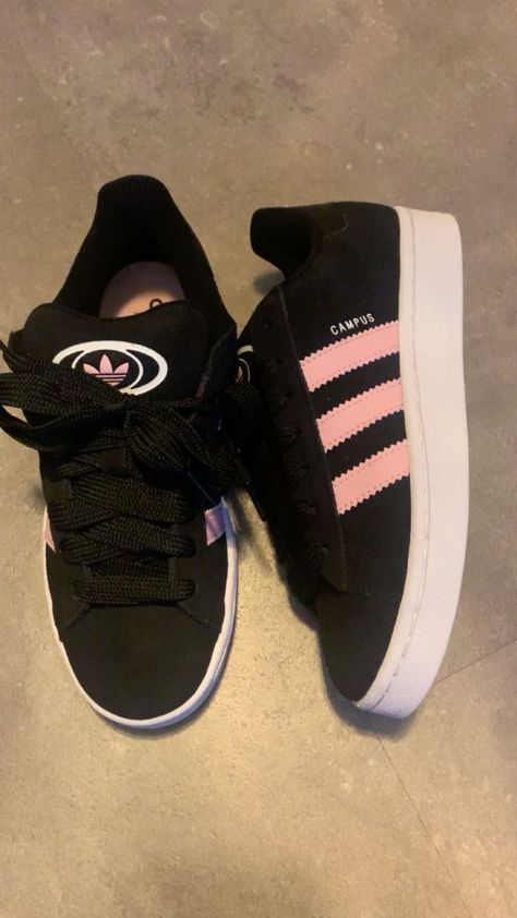 Addies Shoes, Pink Adidas Shoes, Pretty Sneakers, Trendy Shoes Sneakers, Preppy Shoes, Pretty Shoes Sneakers, Jordan Shoes Retro, All Nike Shoes, Adidas Shoes Women