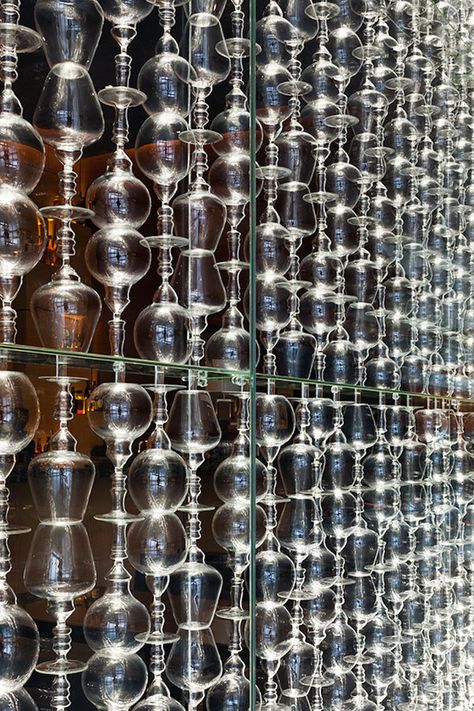 Wood Trellis, Wine Store, Partition Wall, Screen Design, Hotel Design, Restaurant Interior, Wine Bar, Wall Treatments, Retail Design