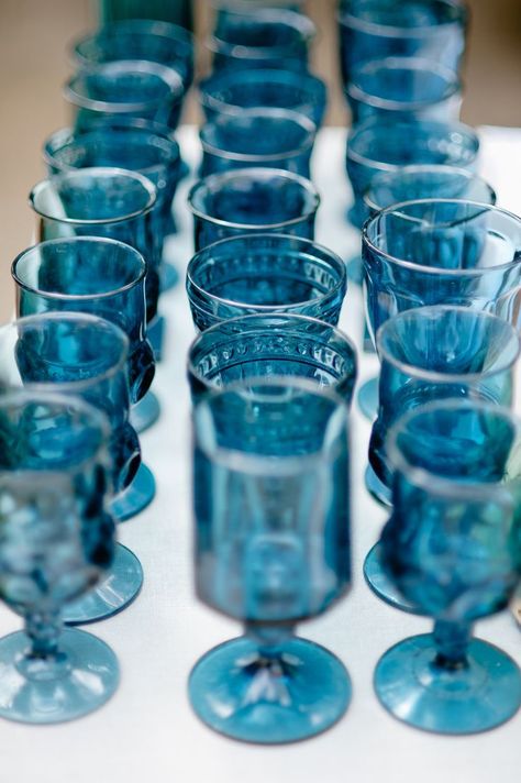 Indigo Blue Wedding, Wedding Glass Favors, Indigo Wedding, Blue Wine Glasses, Ombre Wedding, Blue Glassware, Something Blue Wedding, Blue Themed Wedding, Colored Glassware