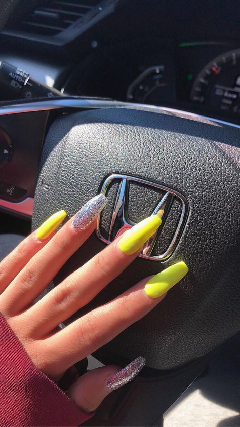 Neon Yellow Glitter Nails, Coffin Acrylic Nails, Neon Yellow Nails, French Acrylics, Glamour Nails, Yellow Glitter, Studded Nails, Work Nails, Dark Nails