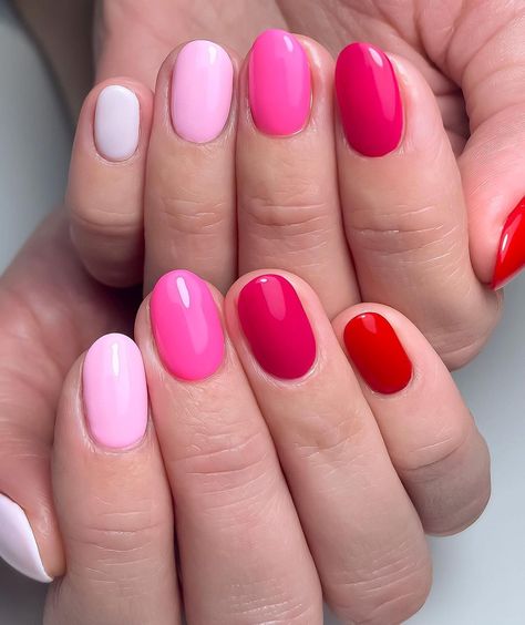 Red Nails Multicolor, Red Pink Gradient Nails, Ombre Nails Each Nail Different Color, Ombre Pink And Red Nails, Pink And Red Ombré Nails, Red To White Ombre Nails, Pink And Red Dip Nails, Pink To Red Ombre Nails, Pink Red Ombre Nails