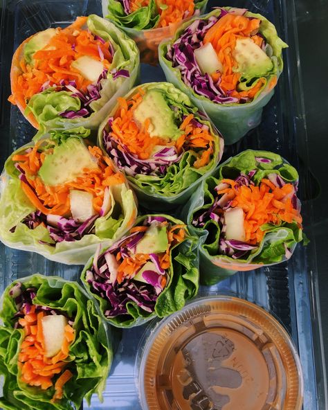 Different Ways To Eat Vegetables, Vegetable Lunch Ideas, Vegetable Snack Ideas, Colorful Meals, Vegetable Rolls, Healthy Bento Lunches, Vegetable Lunch, Raw Food Cleanse, Bio Food